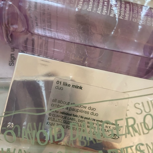 💝 Clinique Bonus Gift Item Set - Picture 4 of 4